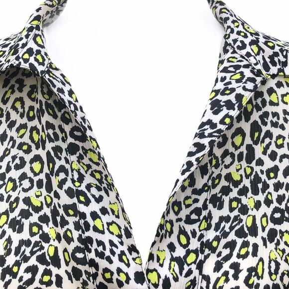 Zara Cheetah Animal Print Silky V-Neck Blouse Top (Small) - Picture 2 of 5